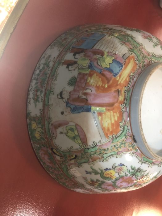 Taca em porcelana mandarim