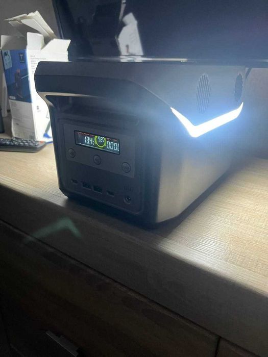 Станція живлення Powerone Plus Портативная станция Зарядная станция