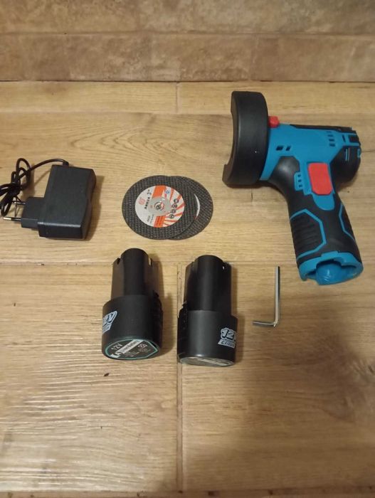 Аккумуляторная мини Болгарка 12V на два аккумулятора