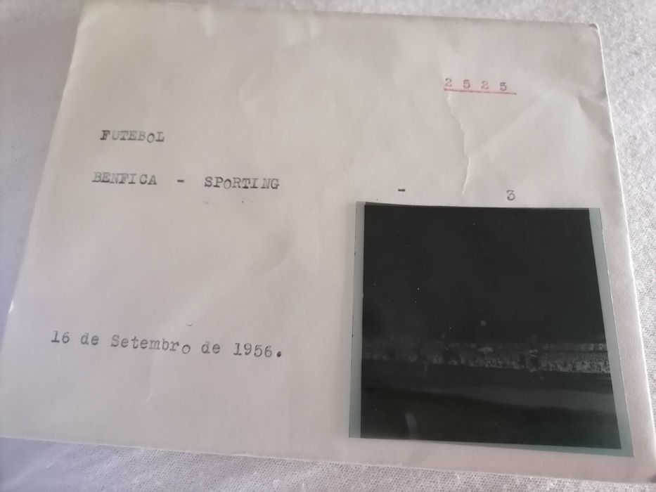 BENFICA Negativos/Fotografias Jogos Anos 50's e 60's  - 1950/51 /52 /53 /54/55 /56 /57 /58 /59 /60 /61 Devidamente identificados e Estado garantido