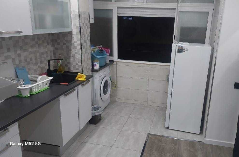 Arrendo quarto para uma pessoa