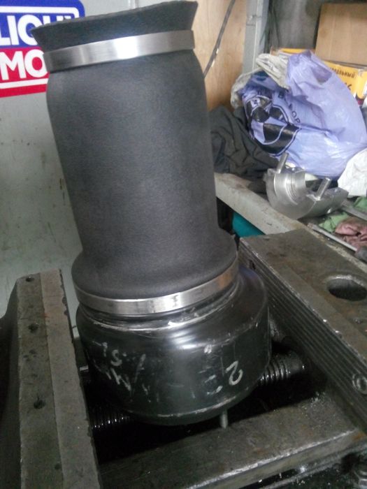 Ремонт реставрация пневмобаллонов,  пневмо подушки  ,пневмоамортизатор