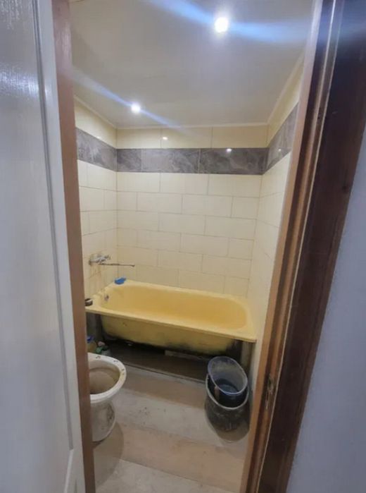 Продаж 2к квартири, 70 кв.м, вул. Броварна (Новий Світ)