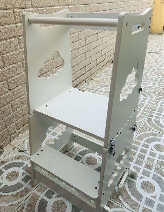 Torre de aprendizagem criança