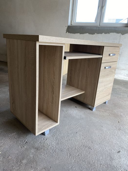 Biurko drewniane, nieużywane