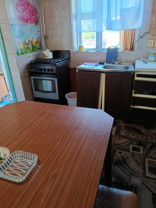 Продам частину будинку, центр
