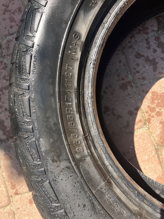 4 opony 265/65/17 w dobrym stanie wielosezonowe zdjete z land Crusera Prado