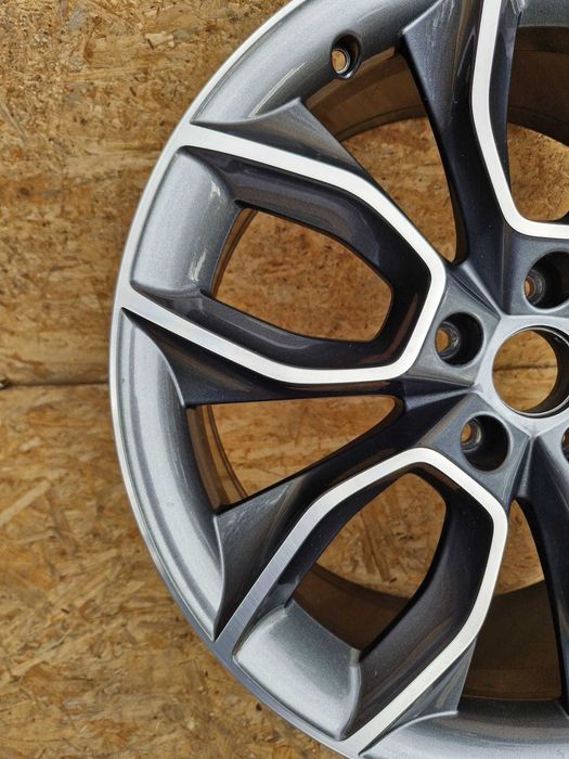 1x Felga 19" Skoda SuperB III B8 Octavia III IV 3V0601025AA