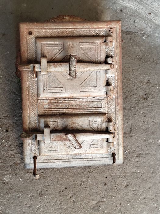 Drzwiczki do pieca kaflowego