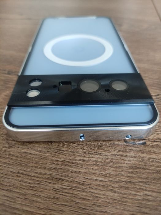 Etui z ochroną aparatu do Google Pixel 8 Pro, do MagSafe, przezroczyst