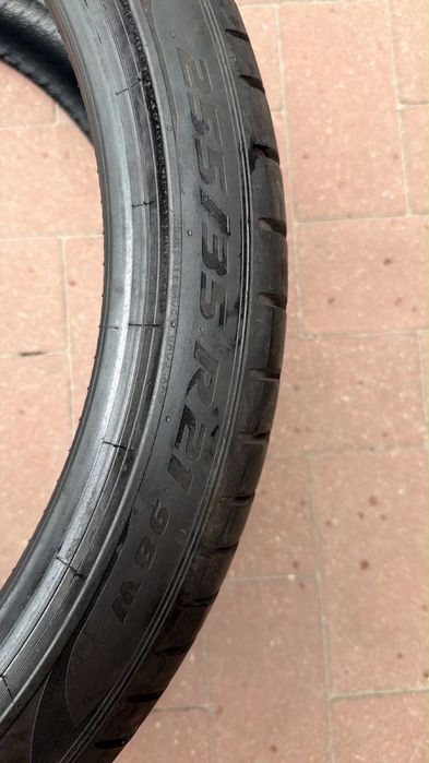 Opony 255/35 r21 Pirelli