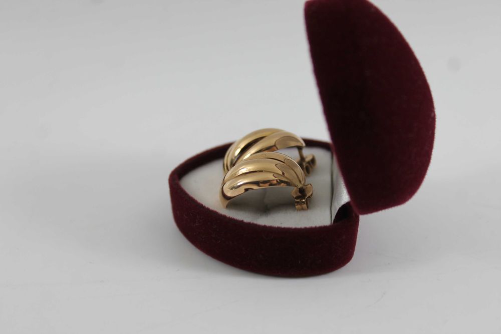 Złote kolczyki 585 2,27g