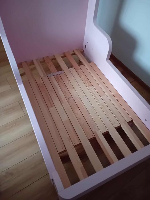 Łóżko dla dziewczynki Ikea