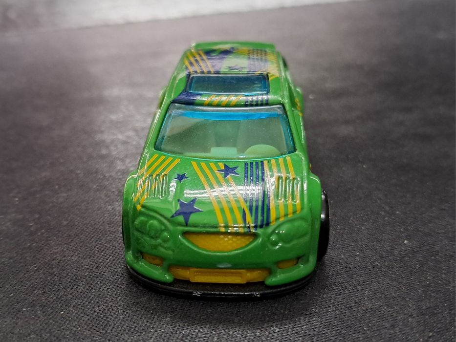 Hot Wheels 2002 Audacious 1186 MJ 1 NL