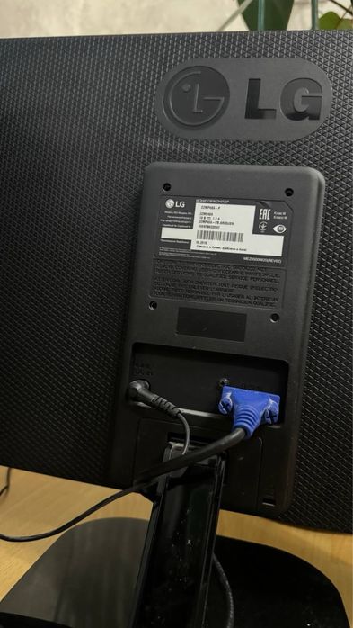 компютер LG IPS FULLHD та системний блок