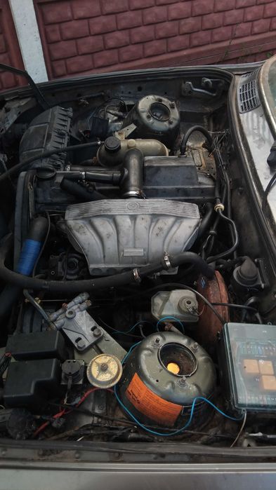 Продам BMW e30 дизель2.4