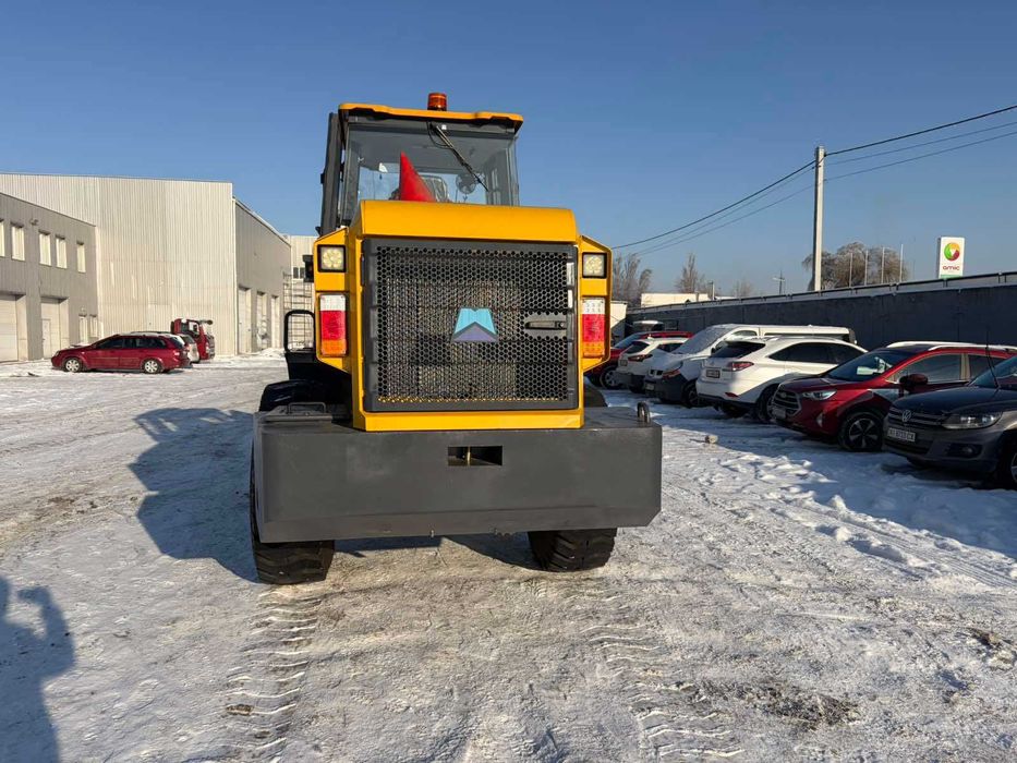 Фронтальний навантажувач погрузчик CHANGLIN 936H аналог  Komatsu