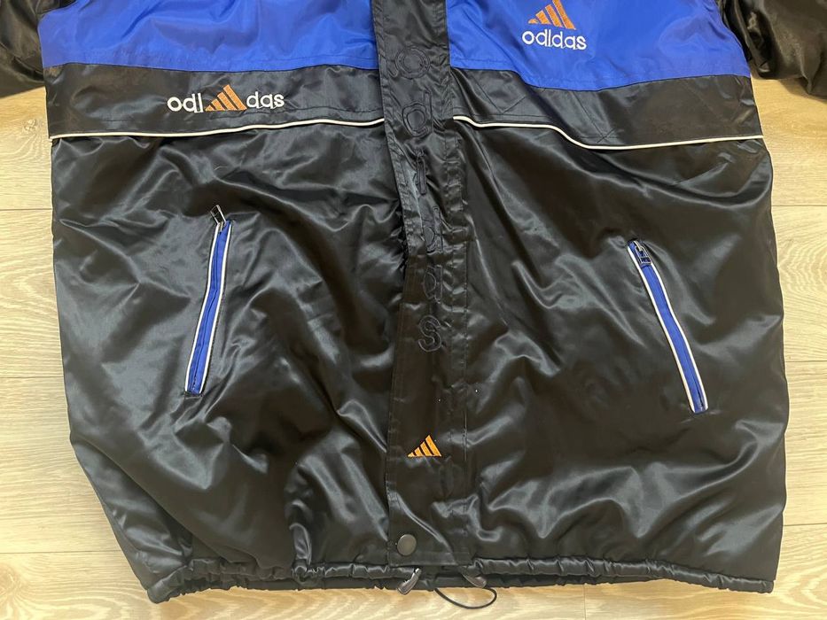 Куртка odidas 5 полосок