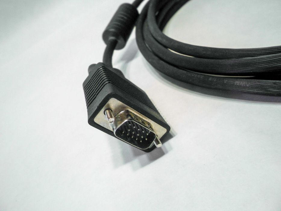 Кабель VGA - VGA с ферритовым фильтром 2,9 метра