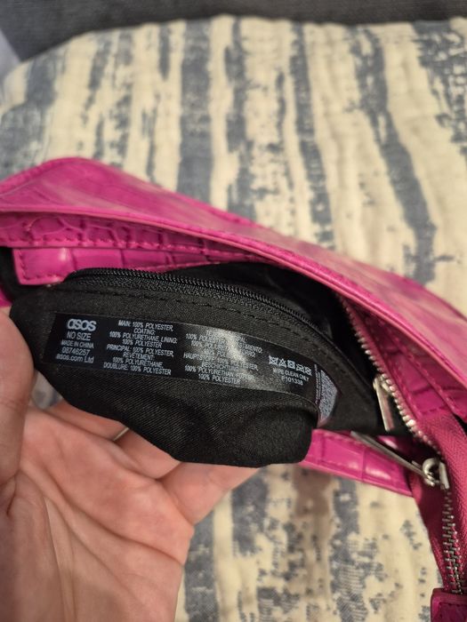 Сумочка asos рожева малинова