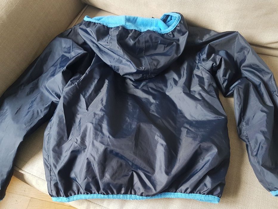 Kurtka Decathlon Quechua przeciwdeszczowa