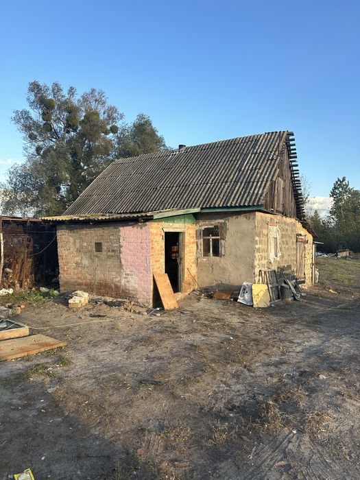Пропонуємо до продажу будинок в мальовничиму місці с . Хацьки
