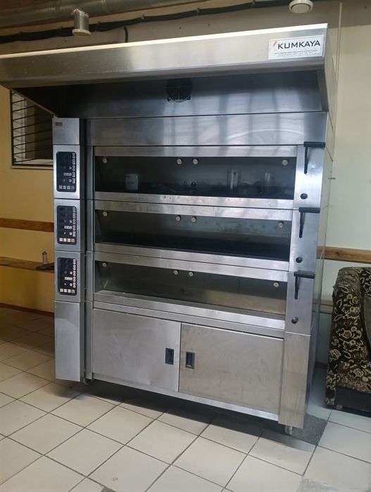 Продам піч подову кумкая