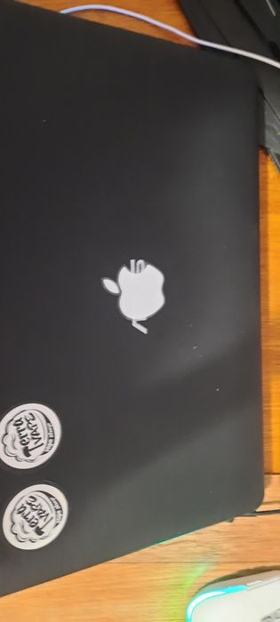 Продаю ноутбук asus