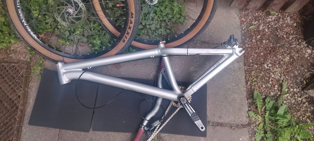 Sprzedam ramę NS Bikes Decade V2 custom malowanie