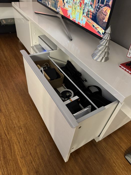szafka/komoda pod TV biała z szufladami