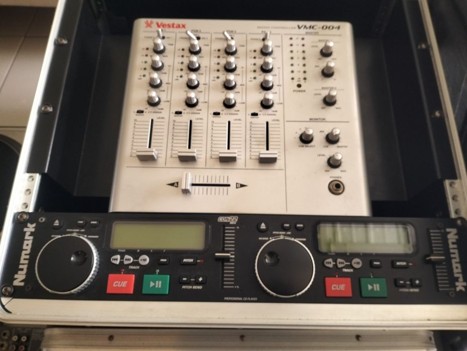 Material de deejay e estudio para venda