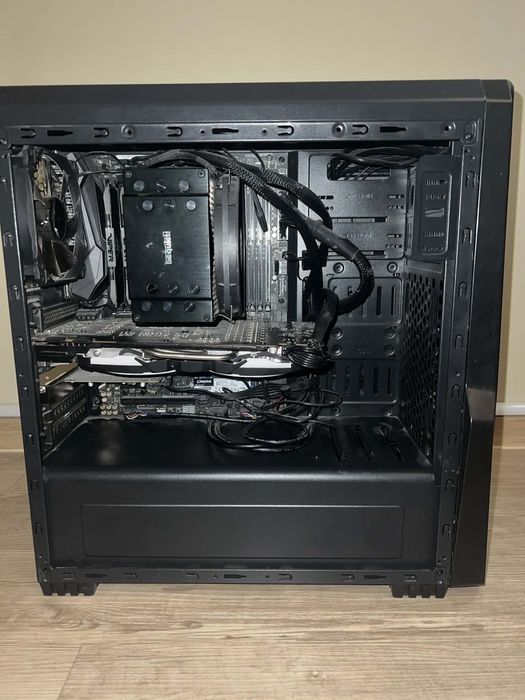 Komputer stacjonarny