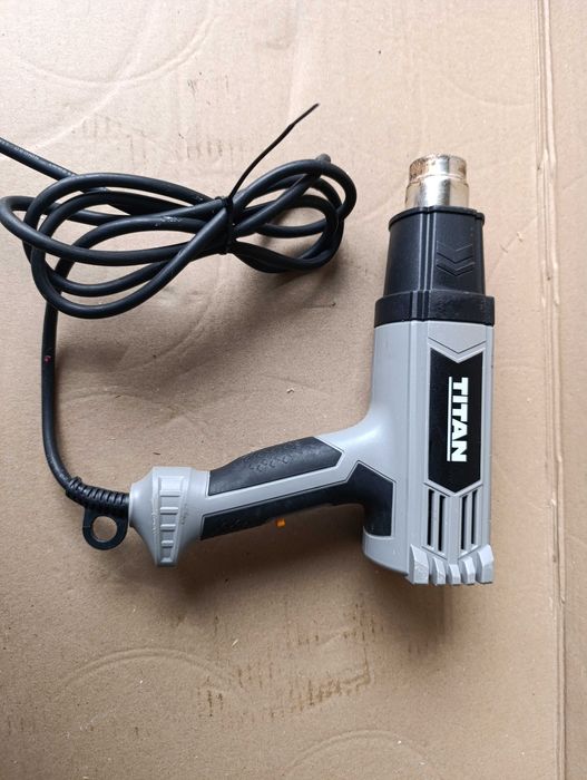 Opalarka elektryczna Titan TTB773HTG moc 2000W 230V