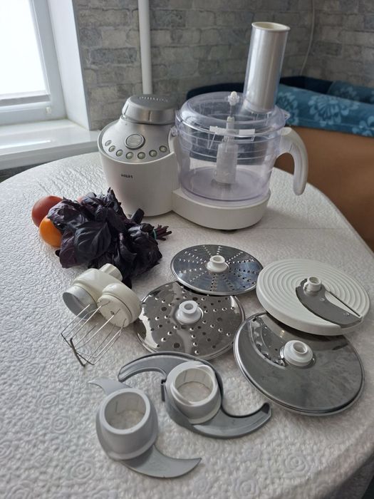 Кухонний комбайн Philips HR7768