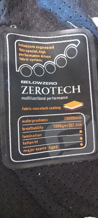 Куртка мембранна жіноча BELOW ZERO (Швейцарія) р. S ,M супер стан