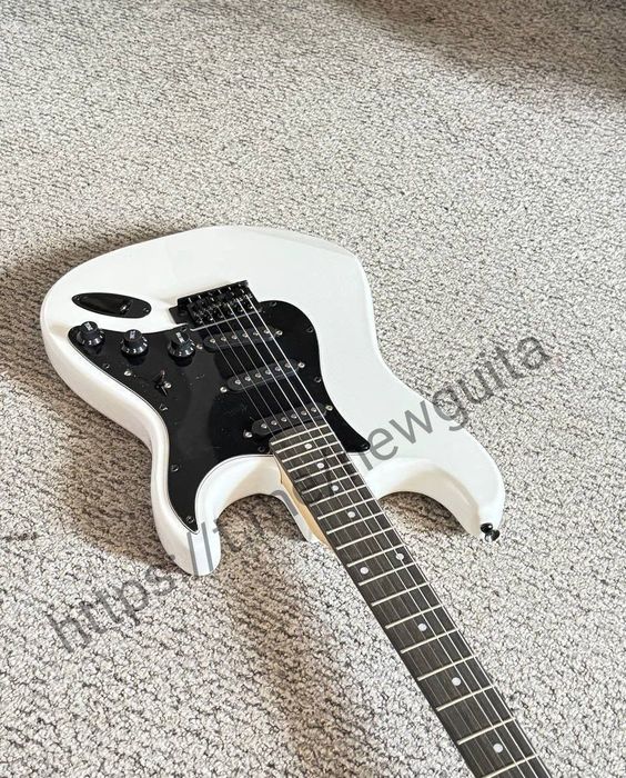 Електро гітари нові.