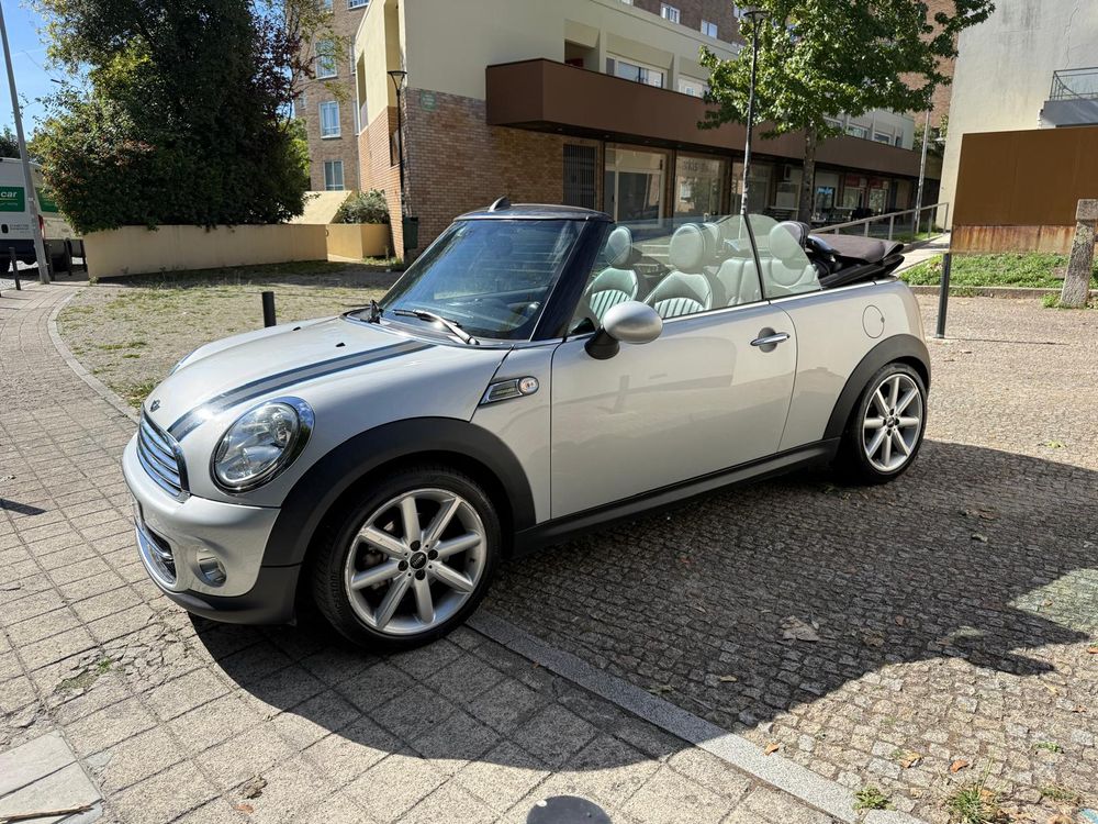 MINI Cabrio Cooper D