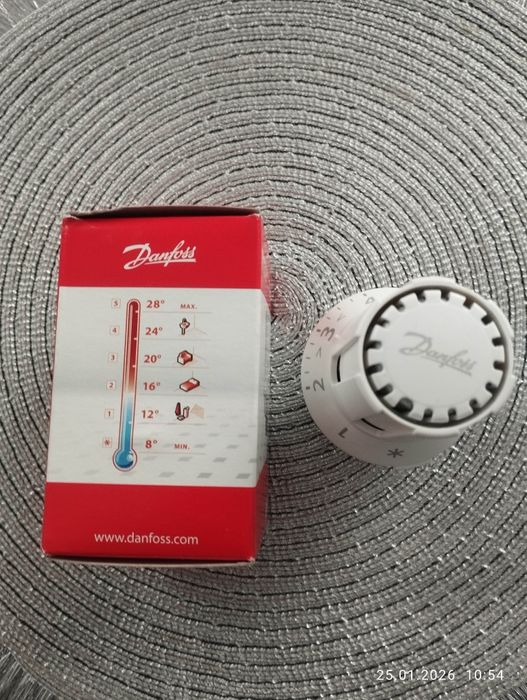 Głowica termostatyczna Danfoss RAW -K 5135