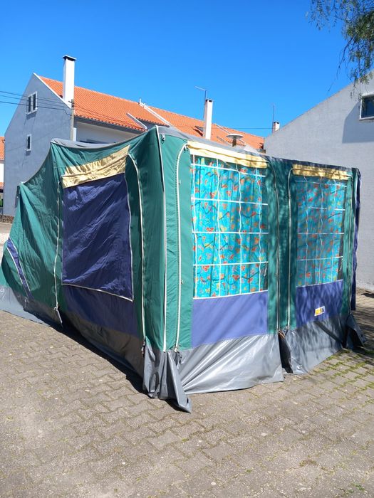 Atrelado  tenda Saurium Concorde