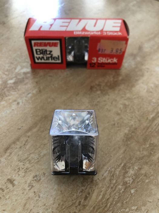 Revue Cubo de flash, 2 peças