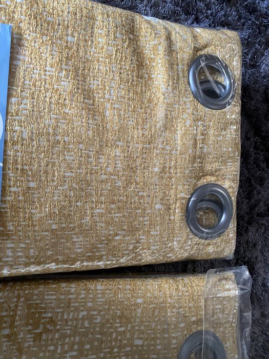 Bonitas cortinas novas gato preto