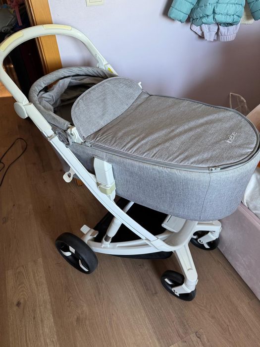 Carrinho trio marca IBEBE
