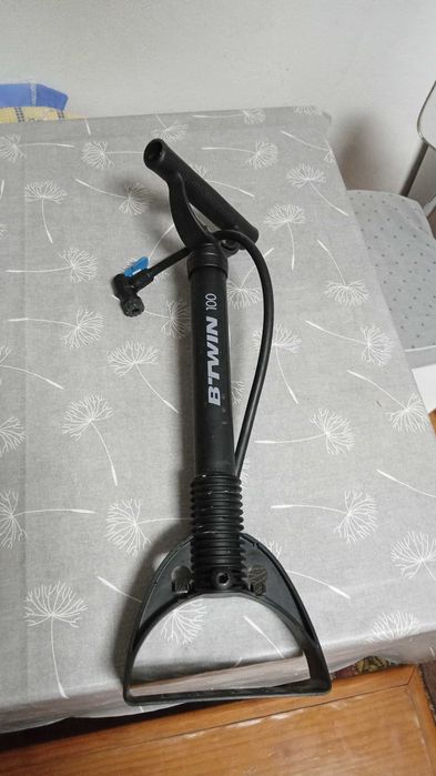 Bomba encher Btwin 100
