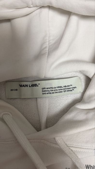 кофта off white