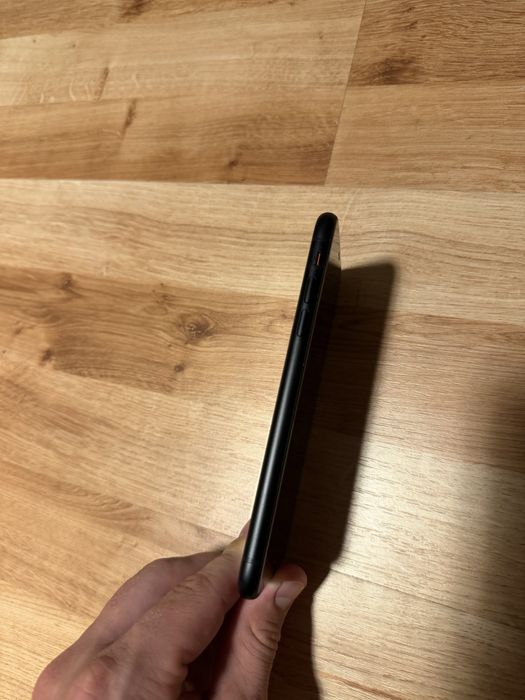 iPhone XR 64 gb.