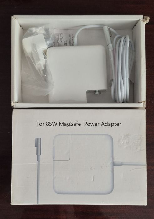 Apple Power adapter for 85w MagSafe для Macbook Pro