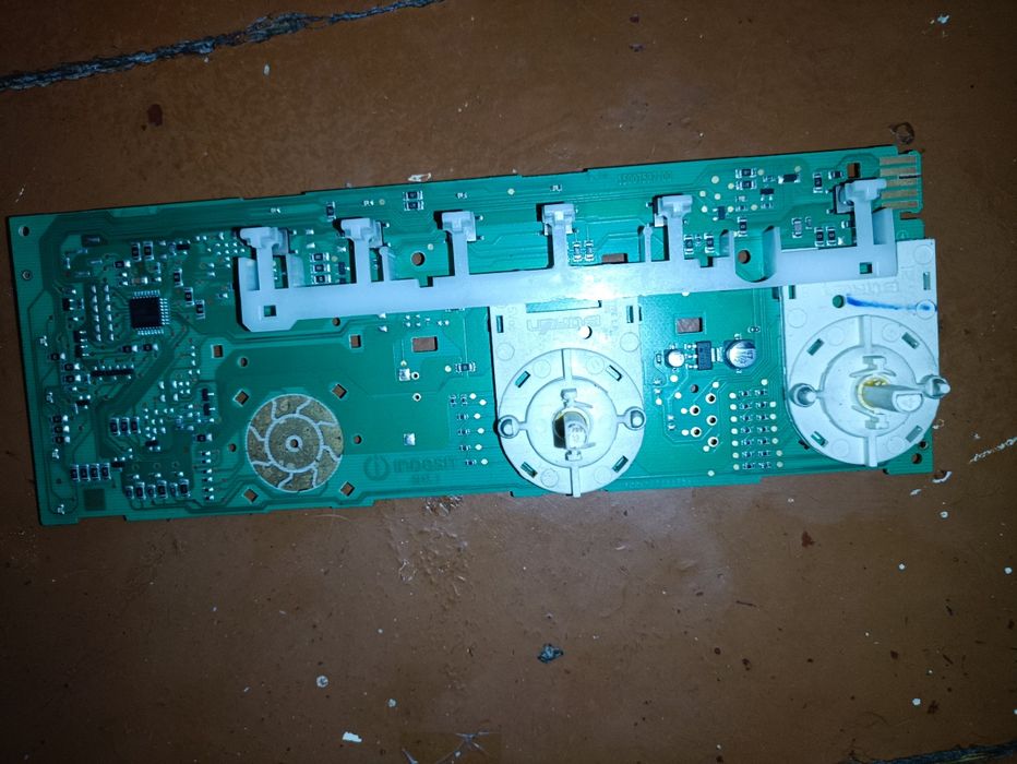 Led Indesit ARC 2SEL