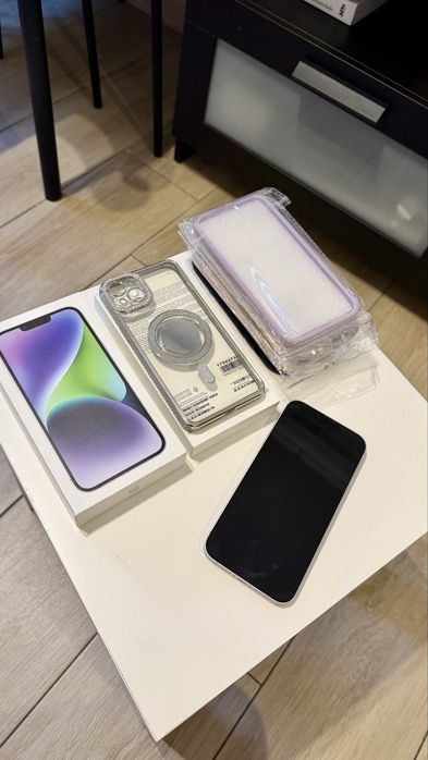 iPhone 14 Plus Roxo