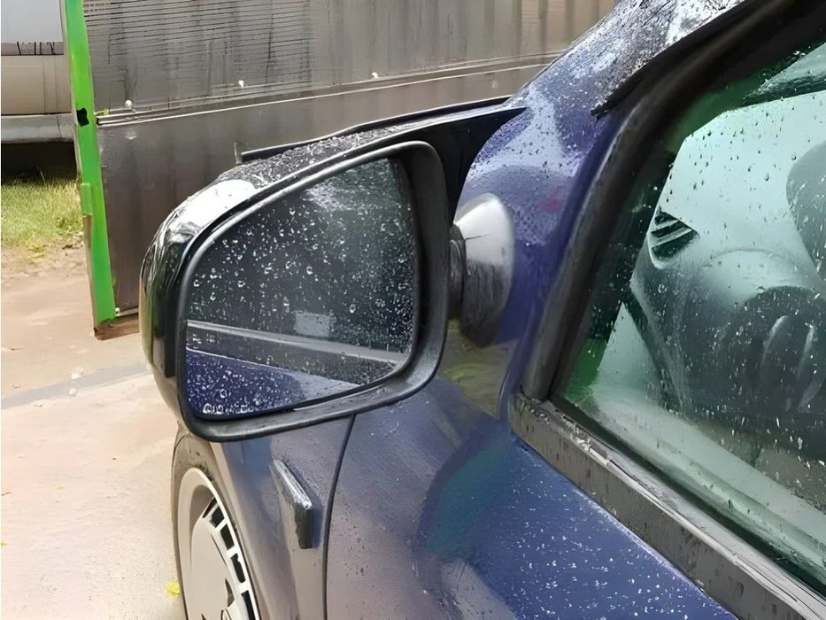 Renault Sandero 2007-2013 рр. Накладки на дзеркала BMW-Style (2 шт)