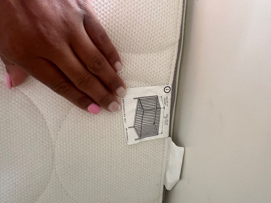 Cama de bebé ikea